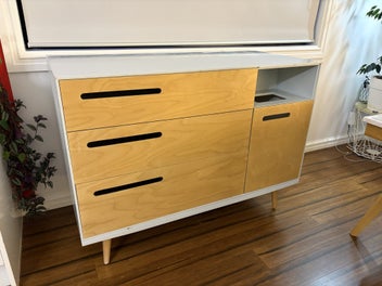 Image 1 of 6
