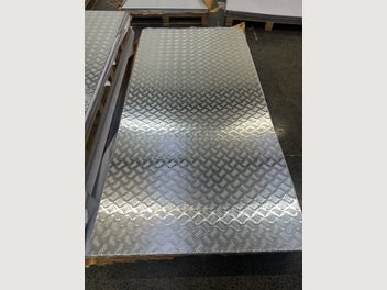 Image 1 of 3