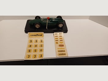 Image 1 of 4