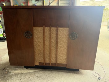Image 1 of 8