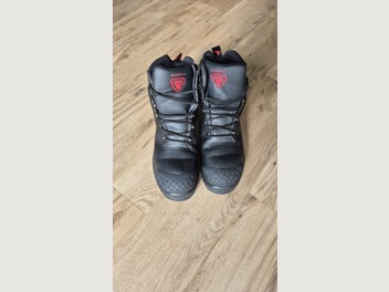 Image 1 of 6