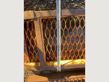 Image 1 of 7
