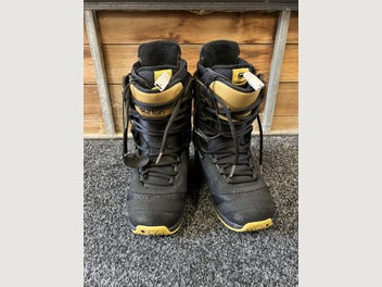 Image 1 of 18