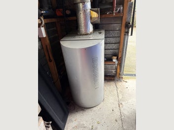 Image 1 of 7