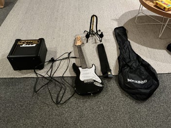 Image 1 of 7