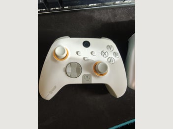 Image 1 of 3