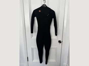 Image 1 of 7