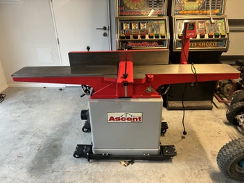 Image 1 of 6