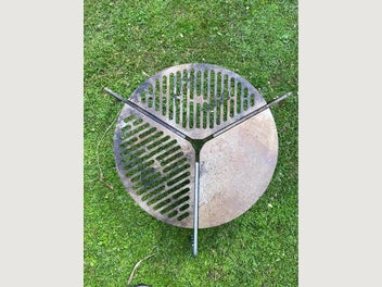 Image 1 of 7