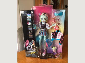 Image 1 of 6