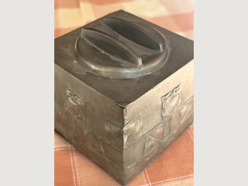 Image 1 of 5