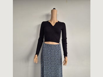 Image 1 of 7