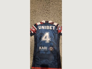 Image 1 of 3