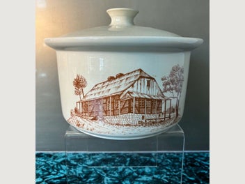 Image 1 of 7
