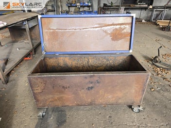 Image 1 of 6