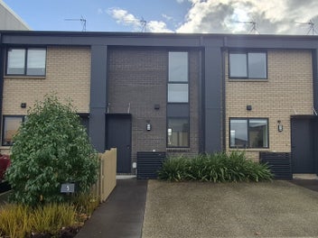 Image 1 of 10