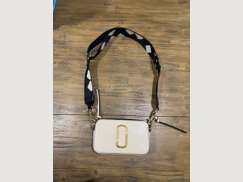 Image 1 of 20