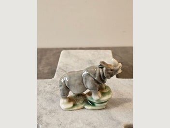 Image 1 of 7