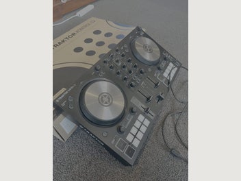 Image 1 of 2