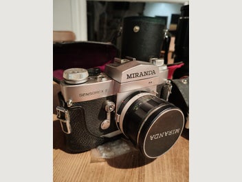 Image 1 of 7