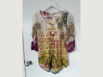 Image 1 of 6