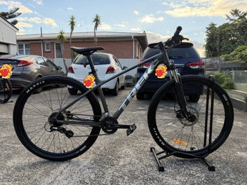 Image 1 of 6