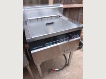 Image 1 of 3