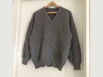 Image 1 of 7