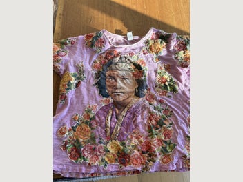 Image 1 of 7