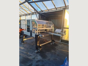 Image 1 of 7