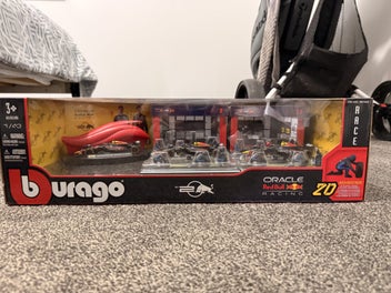 Image 1 of 4