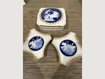Image 1 of 6