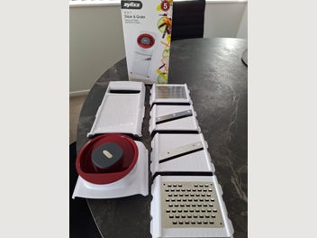 Image 1 of 2
