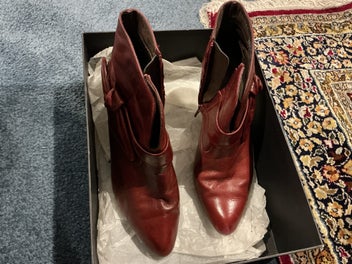 Image 1 of 5