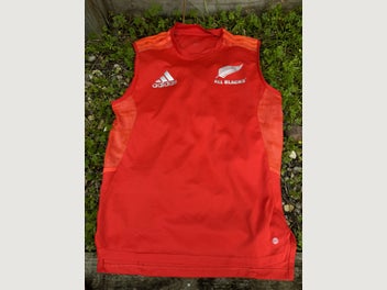 Image 1 of 6