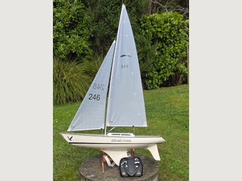 Image 1 of 8