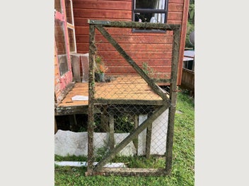 Image 1 of 4