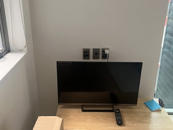 Image 1 of 7