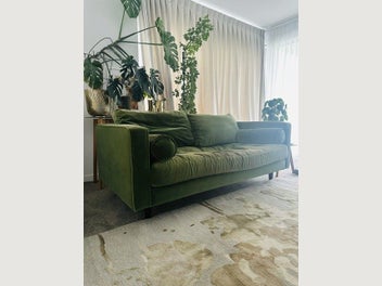 Image 1 of 8