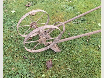 Image 1 of 3