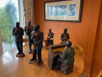 Image 1 of 4