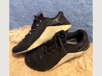 Image 1 of 9