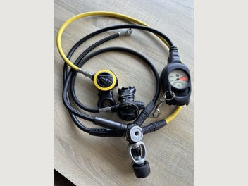 Image 1 of 6