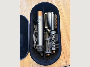 Image 1 of 7