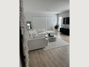 Image 1 of 18