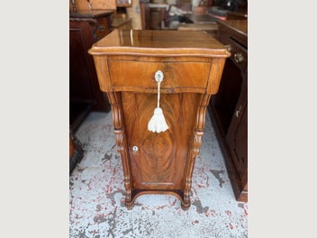 Image 1 of 20