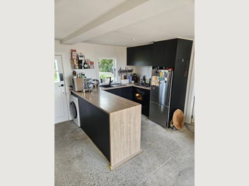 Image 1 of 18