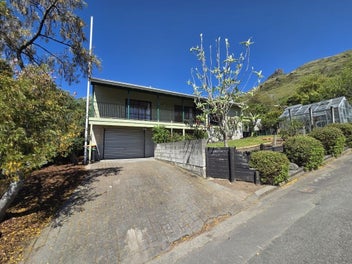 Image 1 of 23