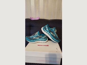 Image 1 of 8