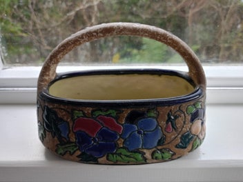 Image 1 of 7